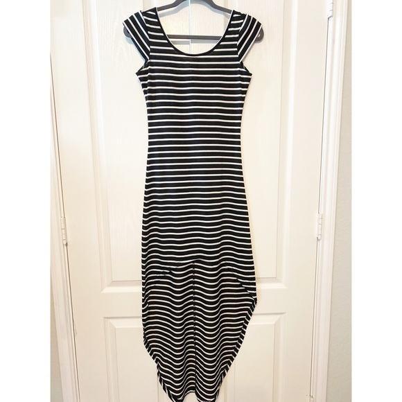 Latiste striped woman’s long dress size S - Picture 1 of 9